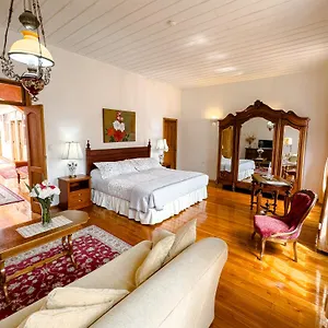 https://casa-montalvo-bed-breakfast.cuenca-hotels.com